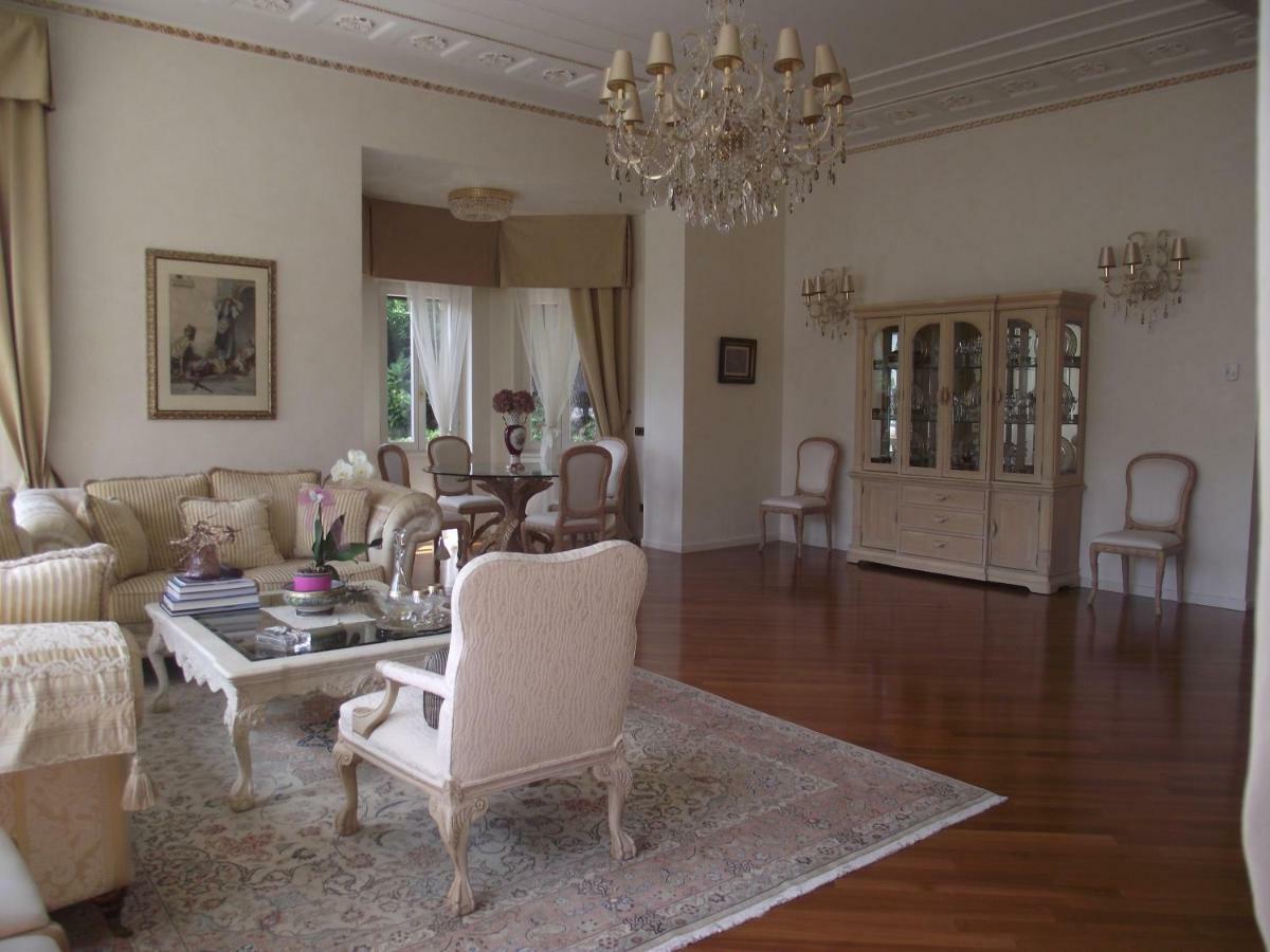 Villa Castiglioni Luxury Apartment 拉利奥 外观 照片